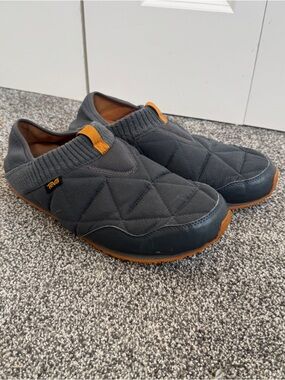 Teva ReEmber Slip On Shoes Mens 12 Gray Quilted Comfort Casual Outdoor Camp